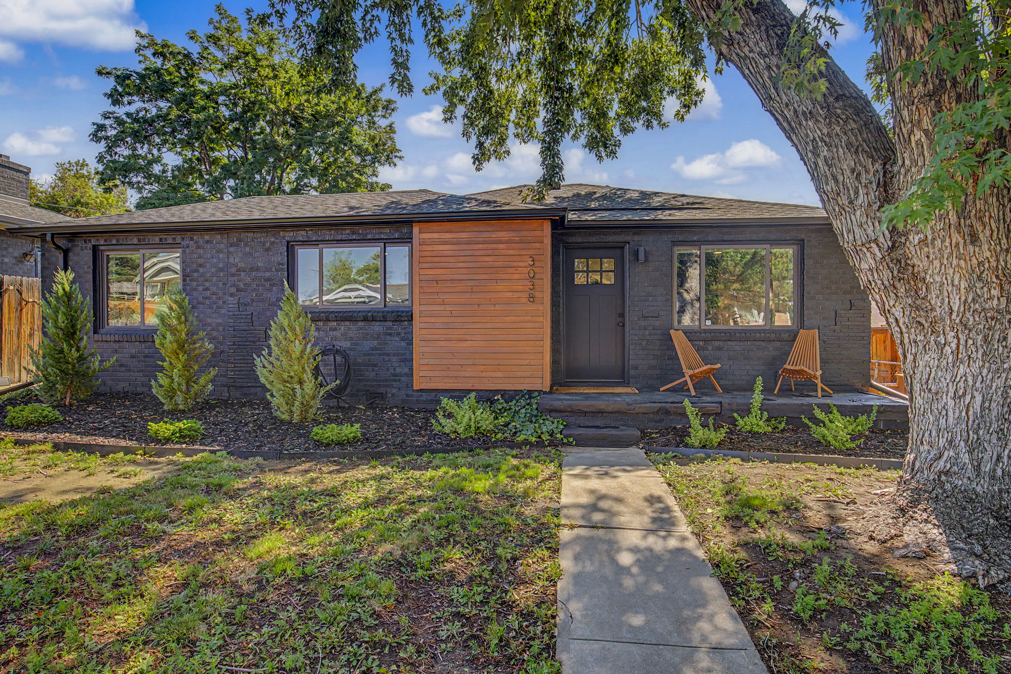 3038 Sheridan Boulevard
